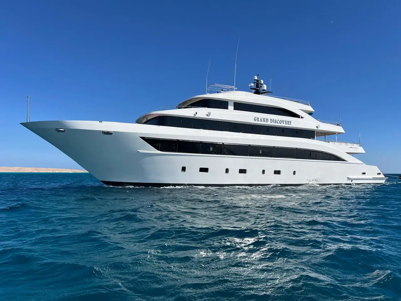 Grand Discovery Liveaboard