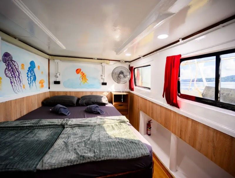 Cabin #3 Beds Right - DOUBLE