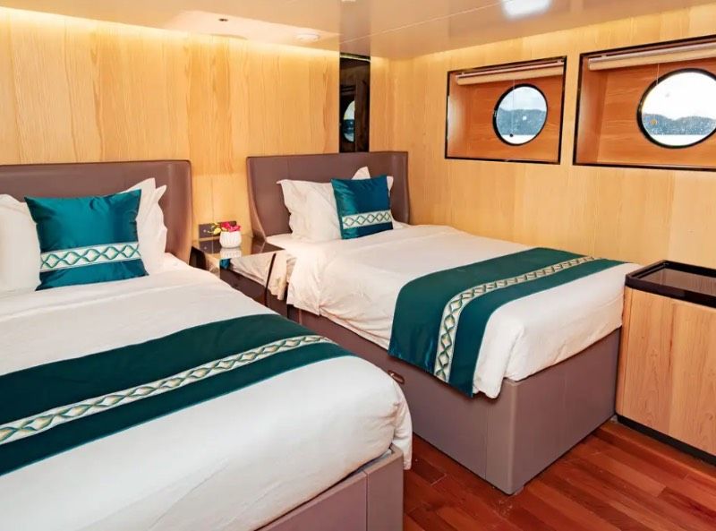 Lower Deck - Deluxe Twin Cabins