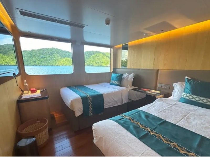 Main Deck - Seaview Cabins