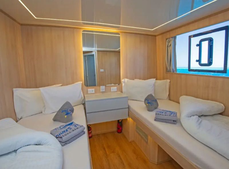 Upper Deck Twin Cabins 9-10