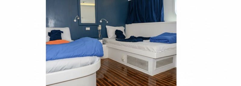 Superior Twin Cabin - Middle Deck