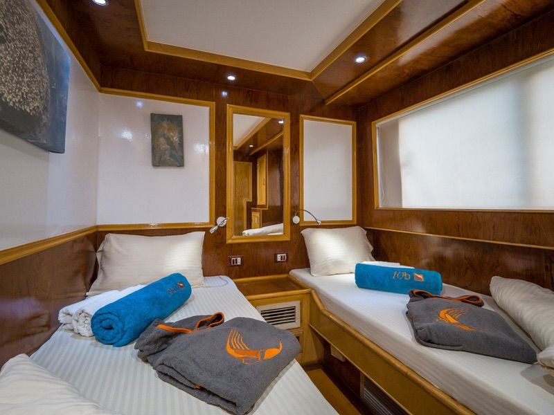 Upper deck cabins