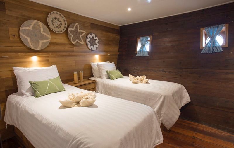Lower deck: Twin Bed Cabin