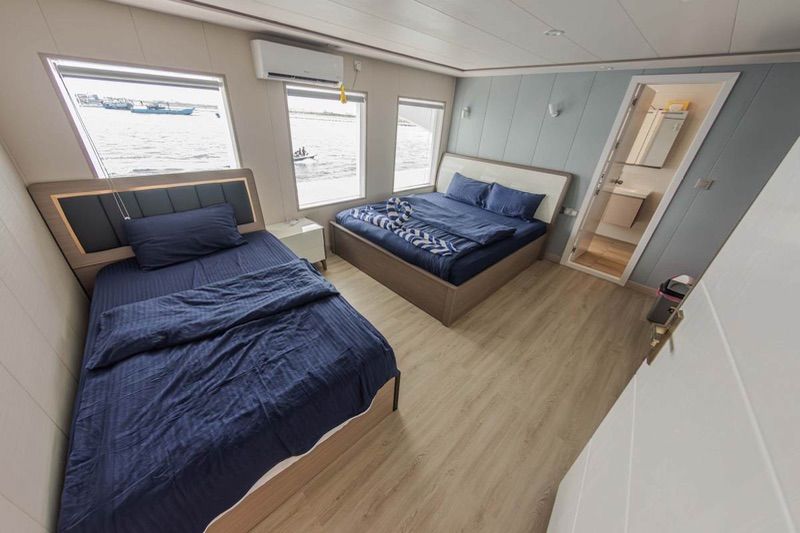 Upper deck: suites with a king-size double and single bed