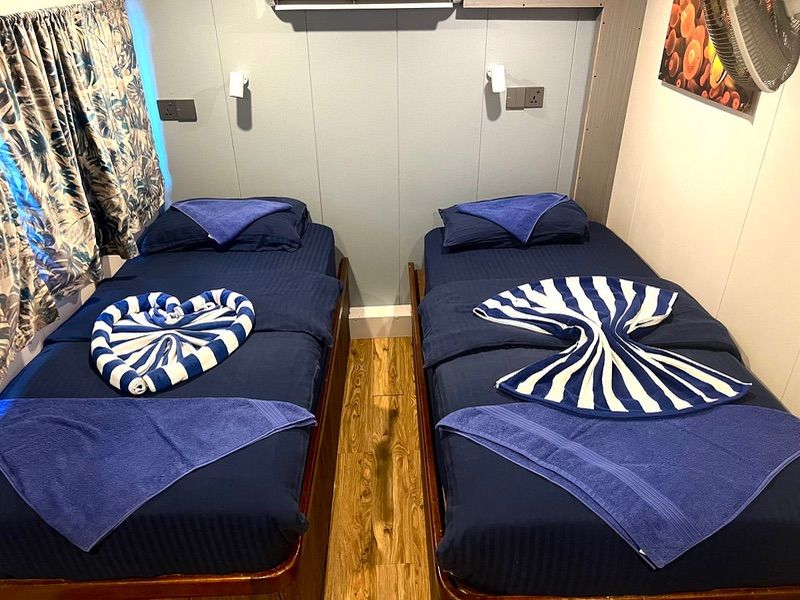 Main deck cabin with twin beds