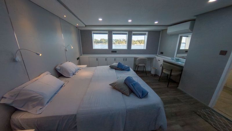 Deluxe I Cabins