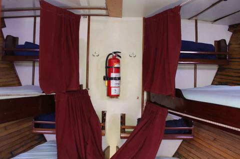 Single space bunk