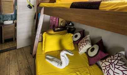 C6 Twin Beds