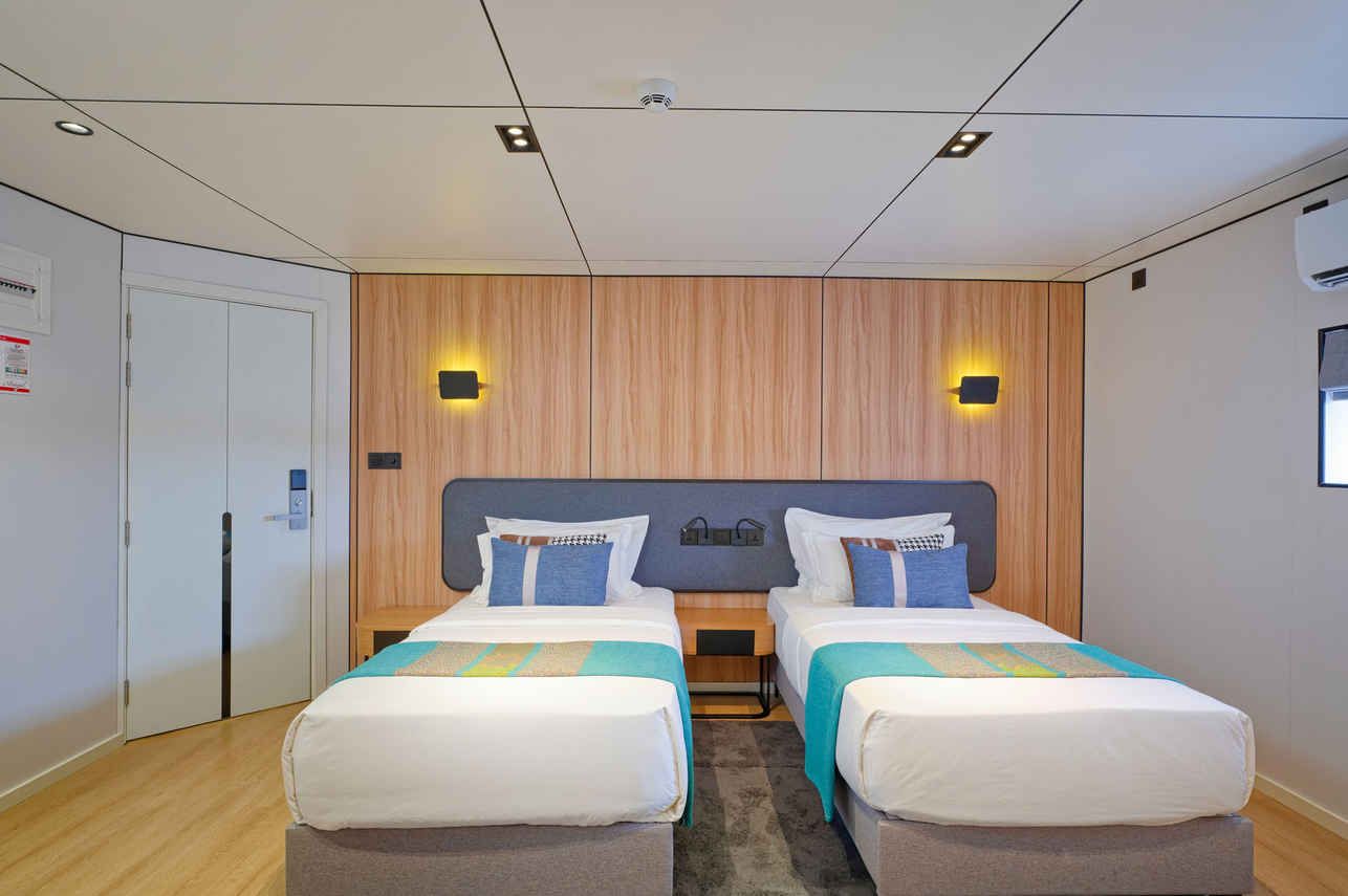 Twin Bed