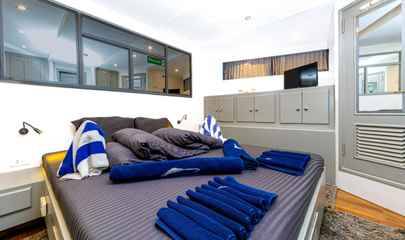 Lower Deck Suite
