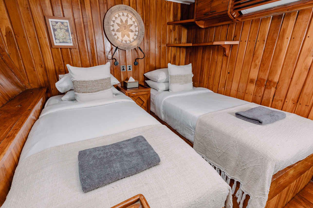 Deluxe Twin/Double Cabins