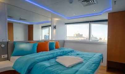 Upper Deck Double/Triple Cabin