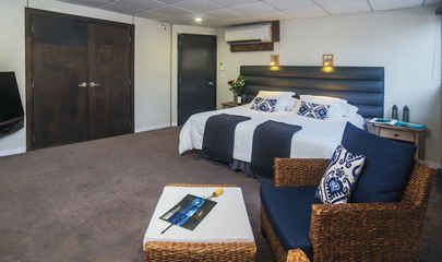 Premium Suite