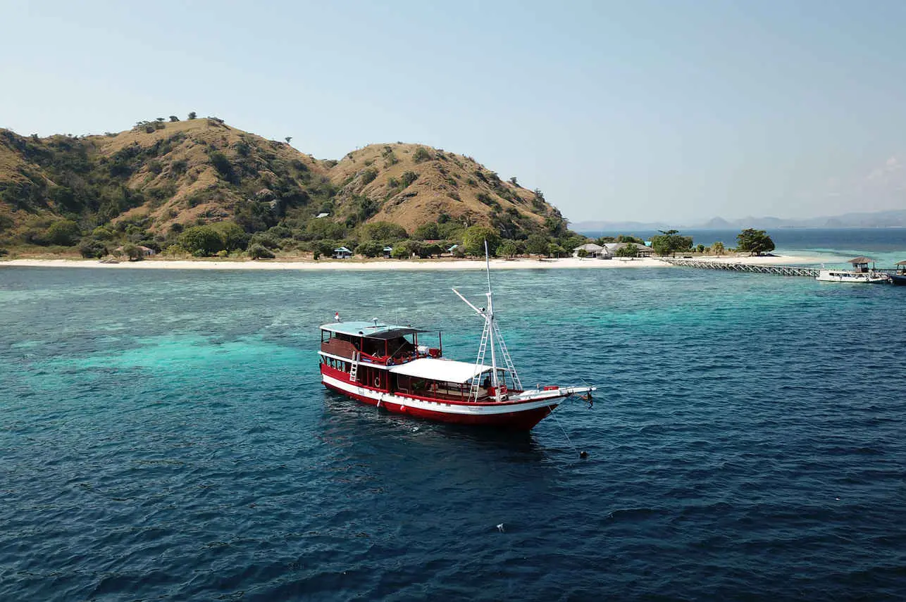 Queenesia croisière plongée