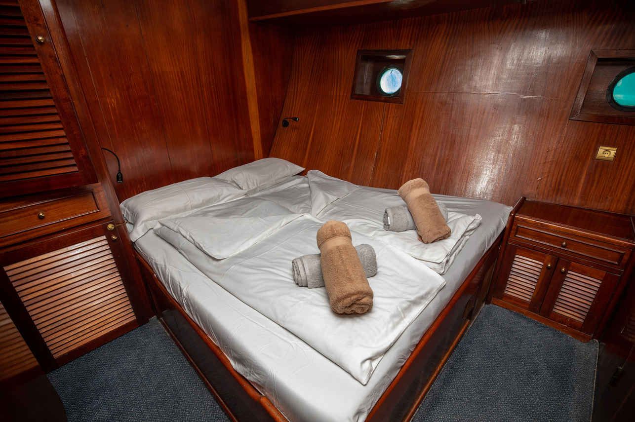 Double Cabins