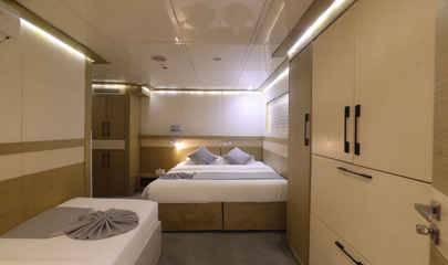 Triple Cabin