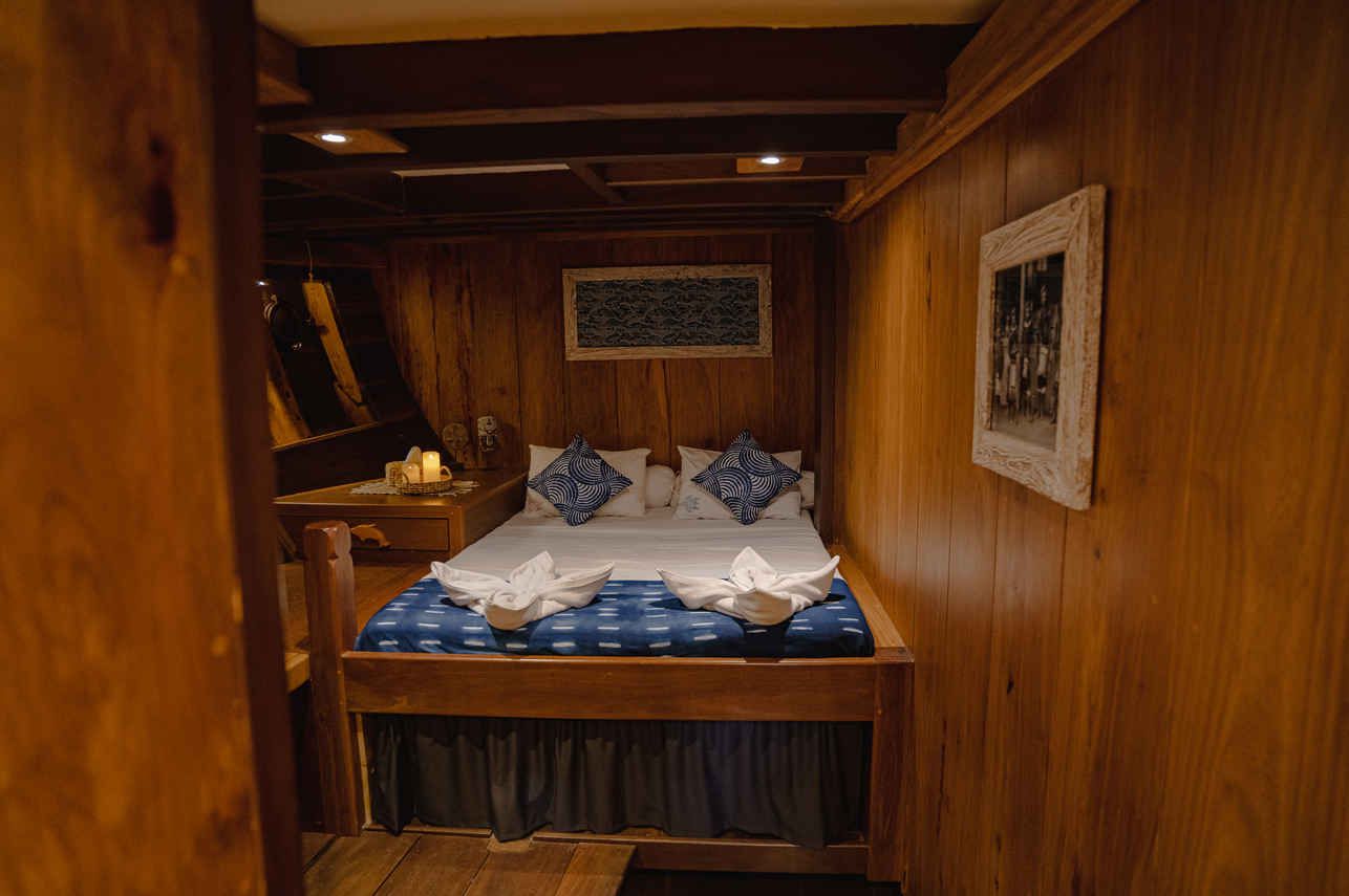 Double Cabin - Banda